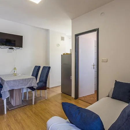 1 Bedroom Stunning In * Pula